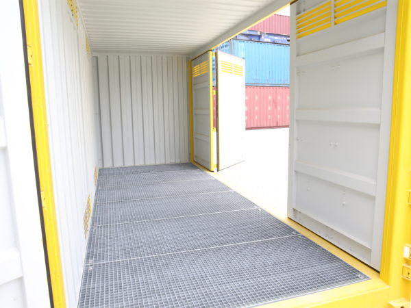 Pictures by Peter Lorimer